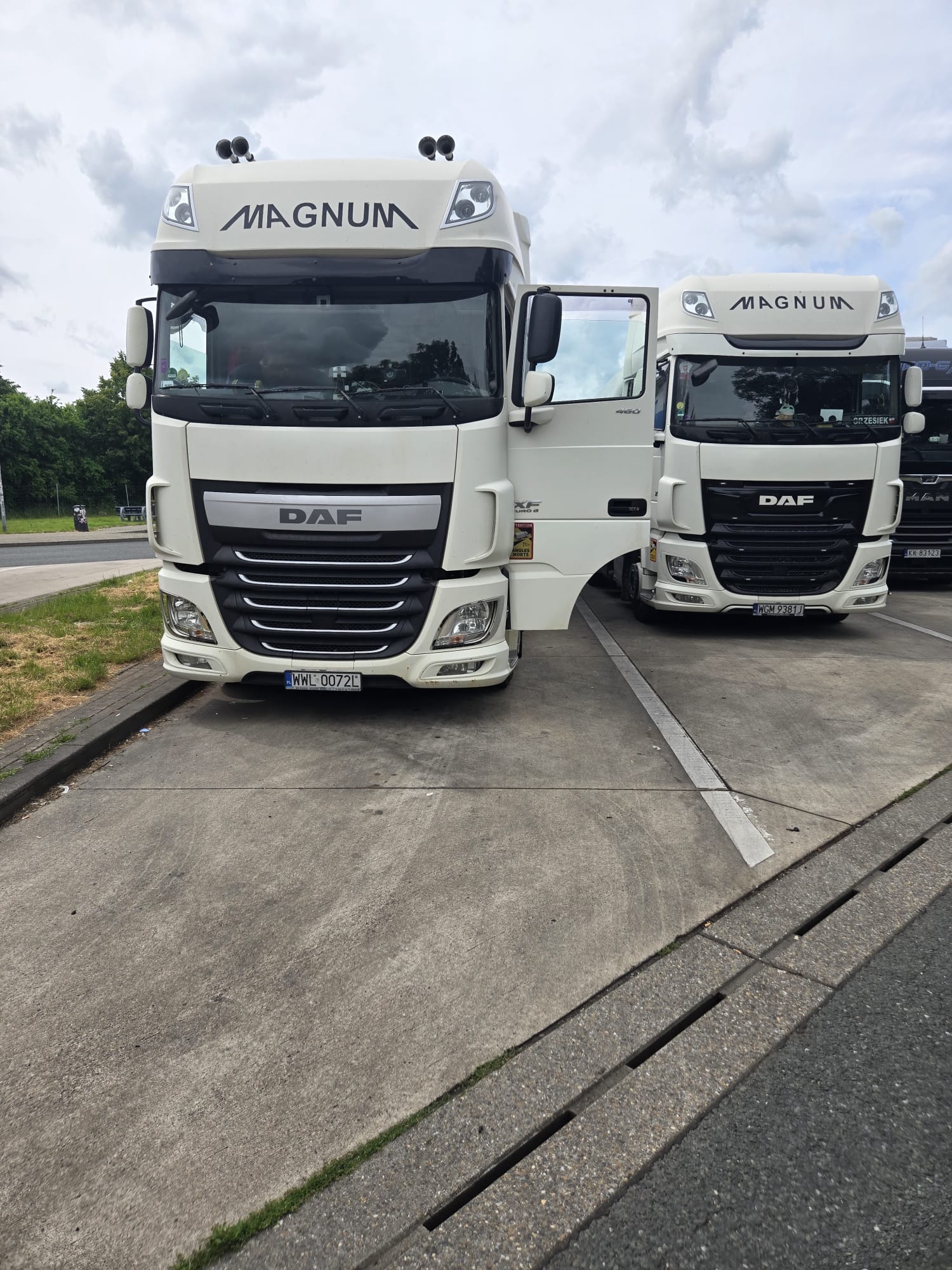 PHS Magnum DAF silo trailer fleet