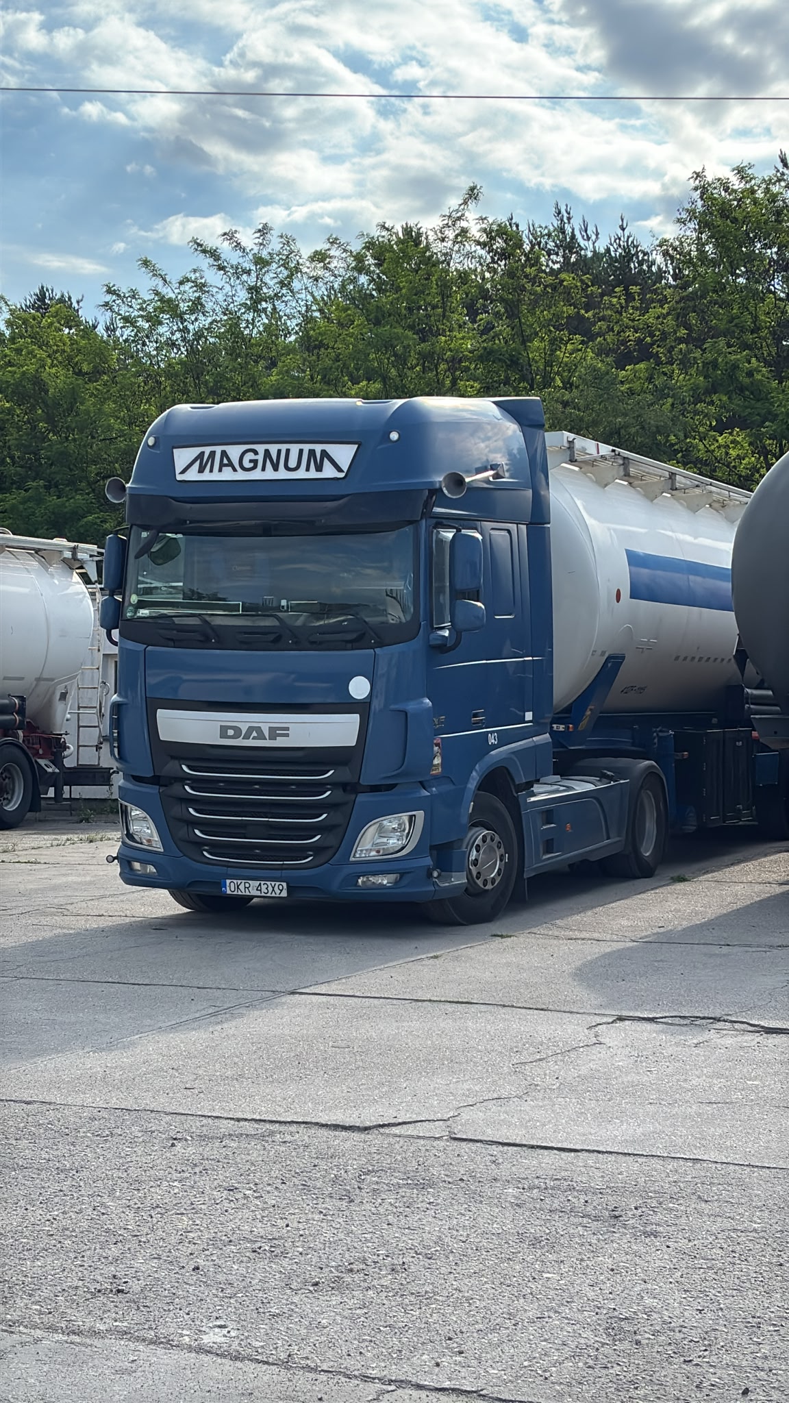 DAF silo trailer hauling bulk materials